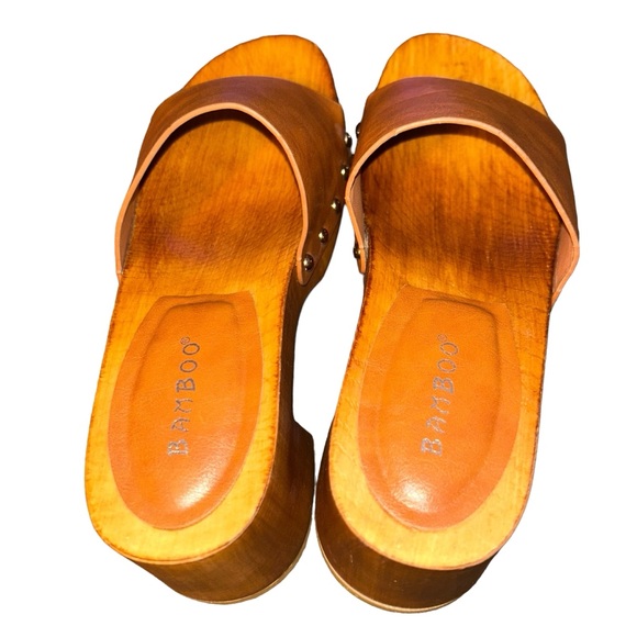 Tan Leather Mules with Wooden Heel - Picture 6 of 8